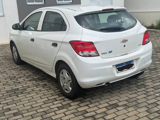 CHEVROLET ONIX 1.0 MPFI JOY 8V FLEX 4P MANUAL